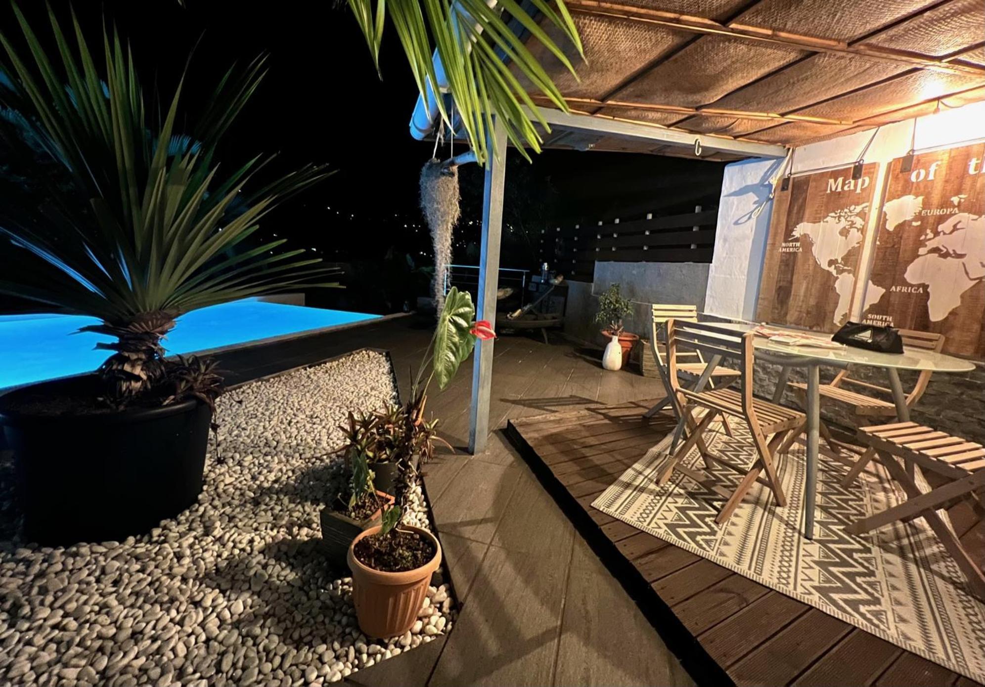 Villa Ti Moon, Entre Deux, Piscine Exteriér fotografie